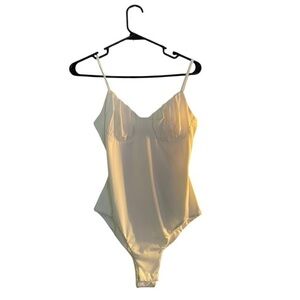 Princess Polly Xx cream White Bodysuit Tank Size 4